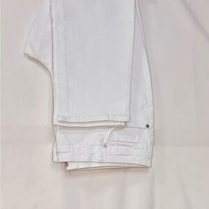 5/$25
Terra & Sky Women's 18WP Straight Leg White Jeans